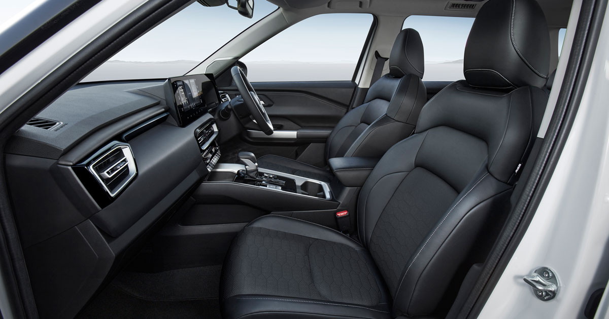 Mitsubishi Destinator - with seats.