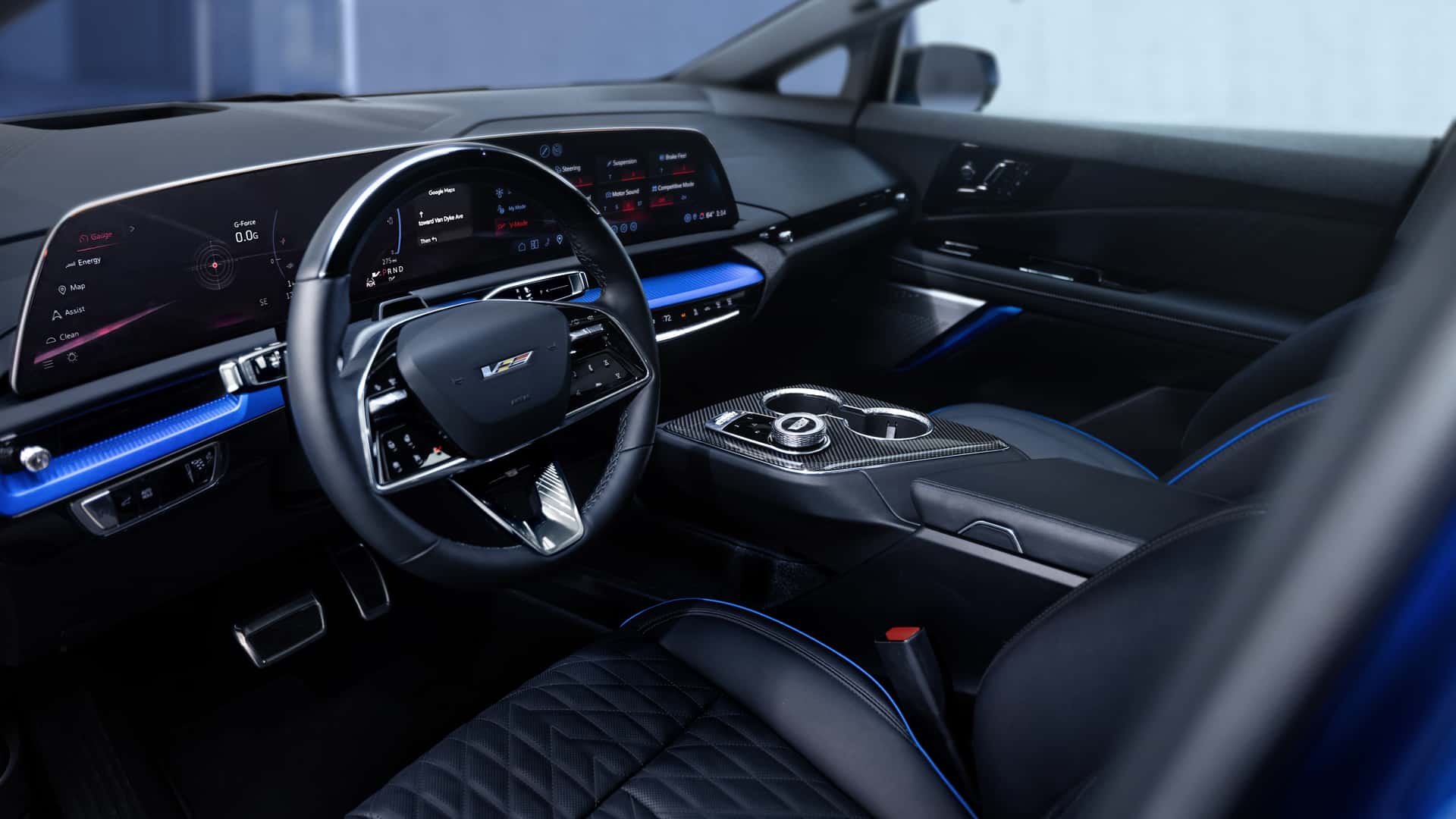 2026 Cadillac Optiq V у гаражі