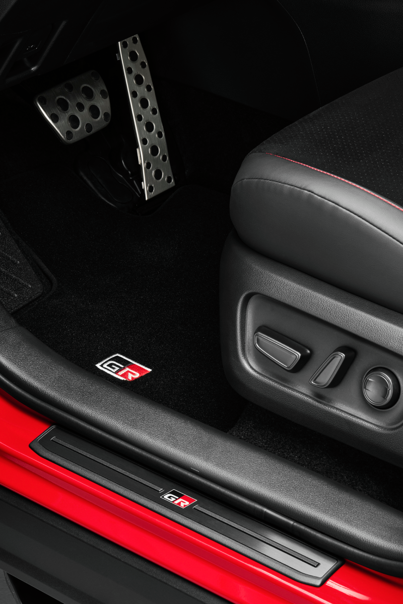 Toyota RAV4 GR Sport seats