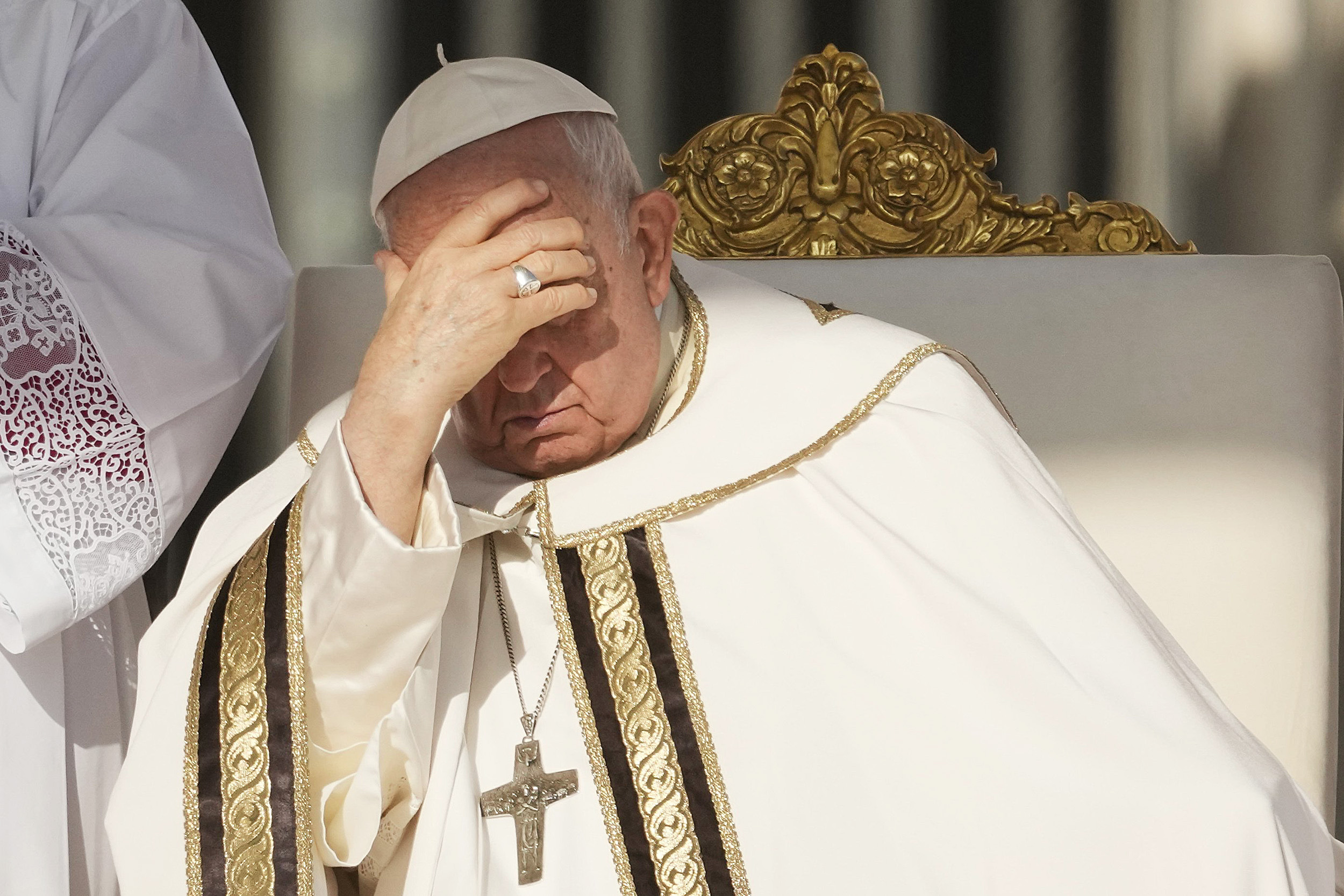 Le pape appelle à réglementer l'intelligence artificielle et les armes autonomes