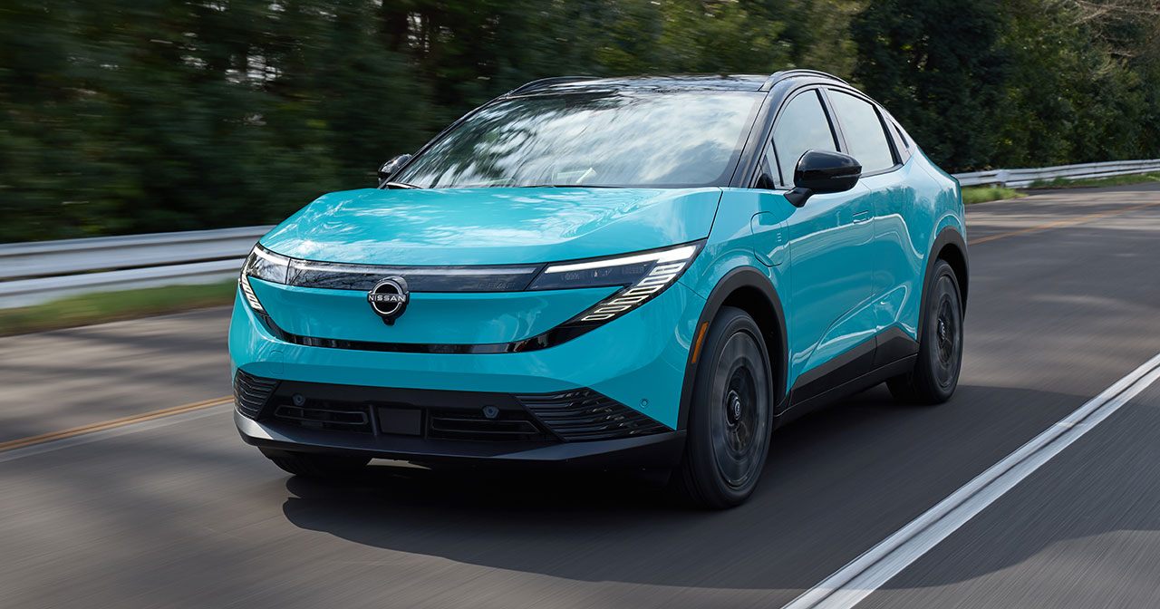 Nissan Leaf 2026 dynamic image 1