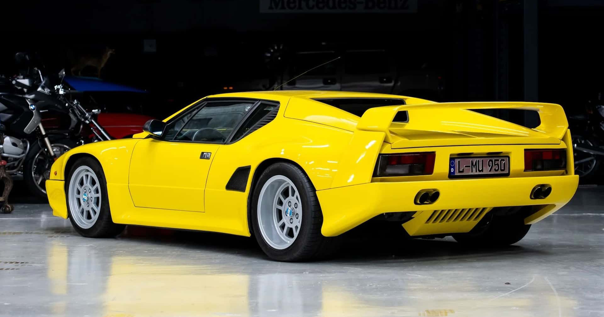 De Tomaso Pantera 90 Si on the move