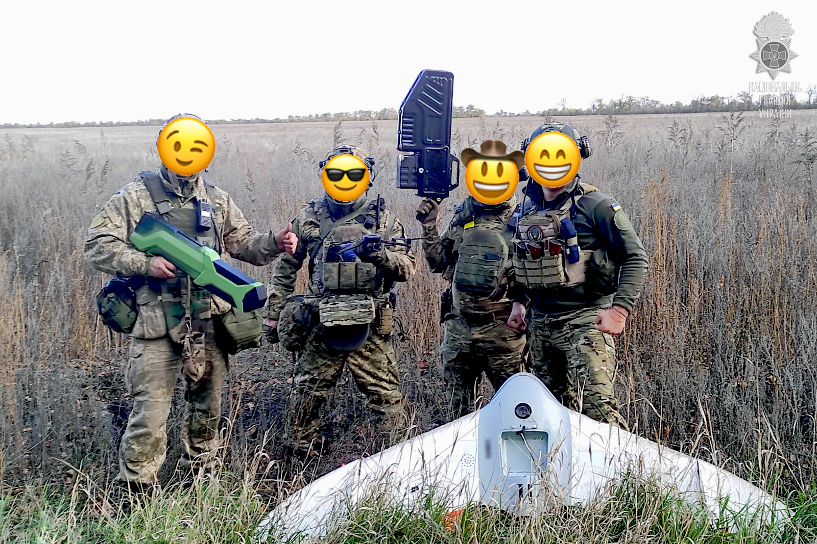 La Garde nationale d'Ukraine a capturé un drone de reconnaissance russe "Gryphon 12" à l'aide d'un canon ANTIDRON KVS G-6