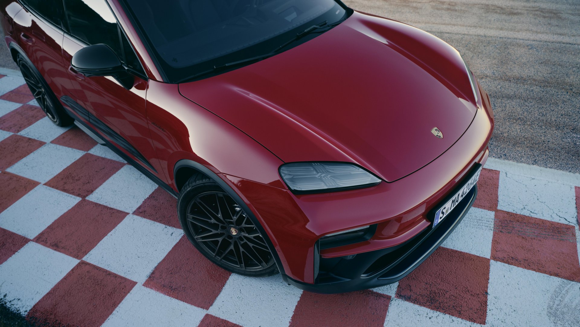 Porsche Macan GTS front part