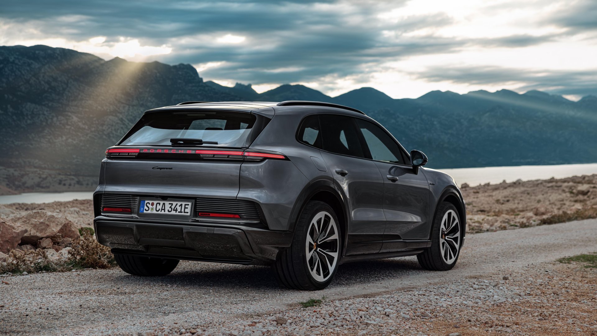 Porsche Cayenne Electric front view
