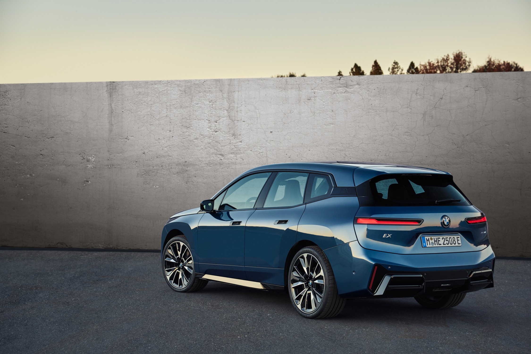 BMW iX rear view