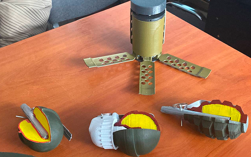 Протези для тварин, зброя Fallout та військові проєкти: фоторепортаж фестивалю 3D-друку RepRapUA в Києві-48