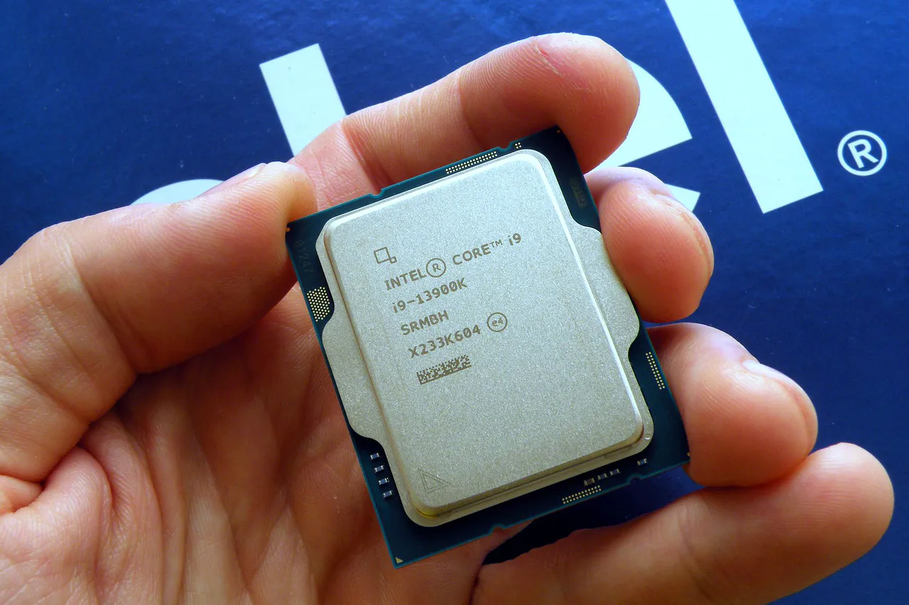 Intel Core i9-13900K побив світовий рекорд розгону серед споживчих процесорів, який протримався понад вісім років