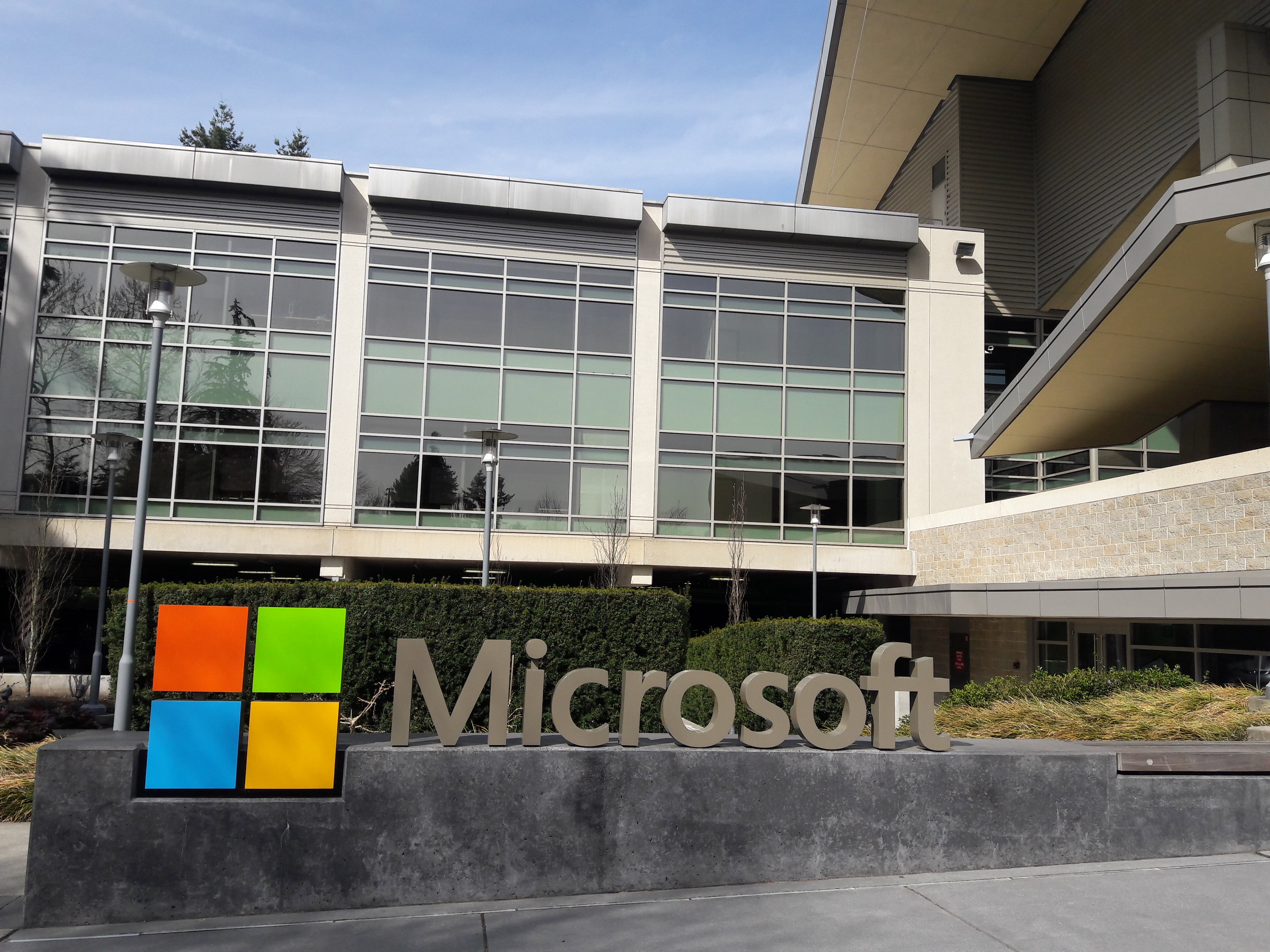 Microsoft and online publication Semafor will launch an AI-powered news project