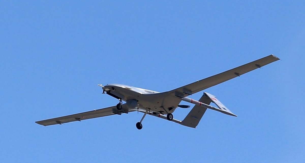 Un nouveau record pour les drones ukrainiens : l'une des plus grandes raffineries de pétrole de Russie, située à 1 500 km de la frontière, a été attaquée.
