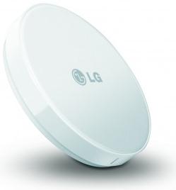 LG WCP-300 - самая маленькая беспроводная зарядка для смартфонов, поддерживающих стандарт Qi