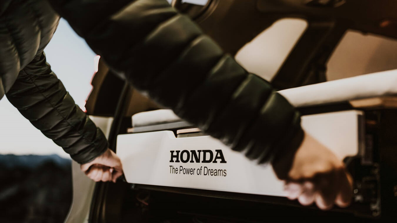 Camping with Honda CR-V Dream Pod