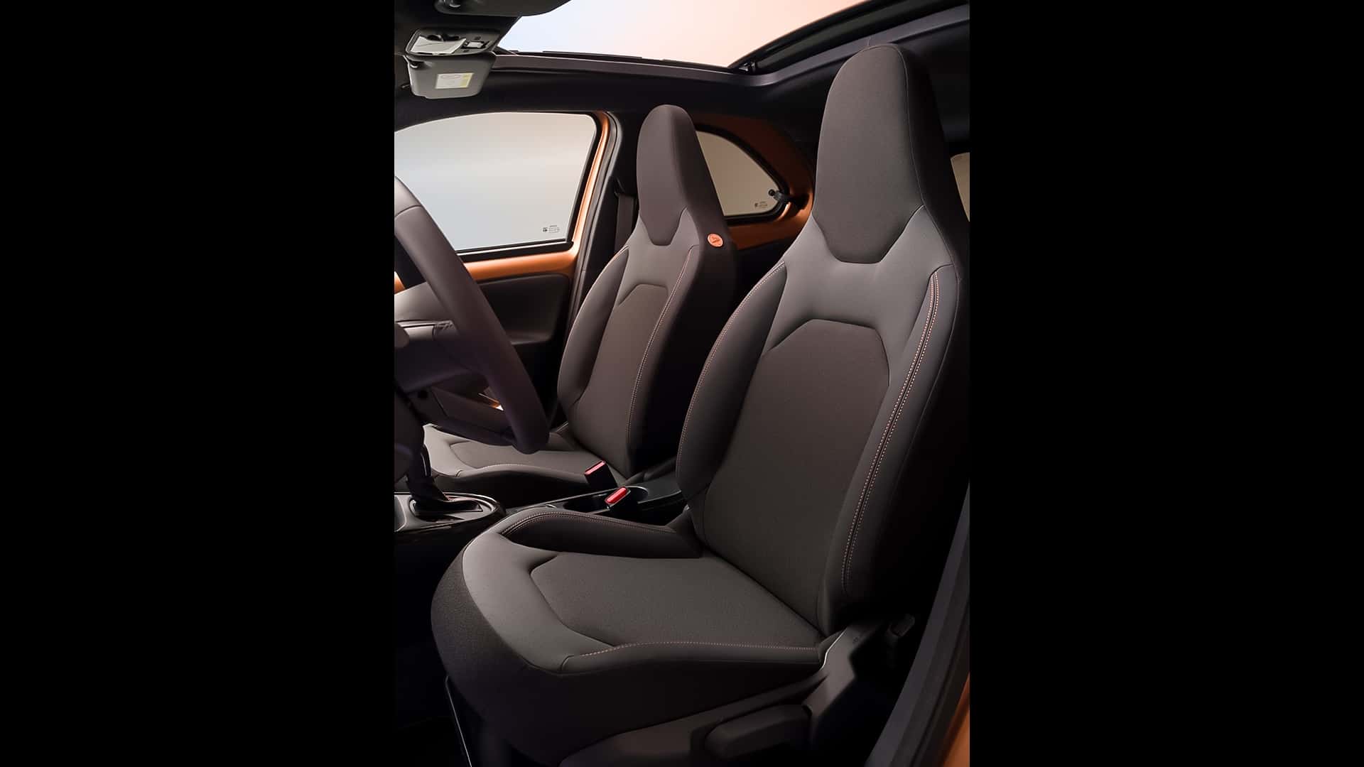 Toyota Aygo X - Дизайнерські фари