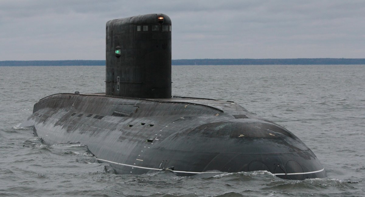 Ukraine became the first country in history to hit an enemy submarine with cruise missiles without having special anti-submarine warfare capabilities