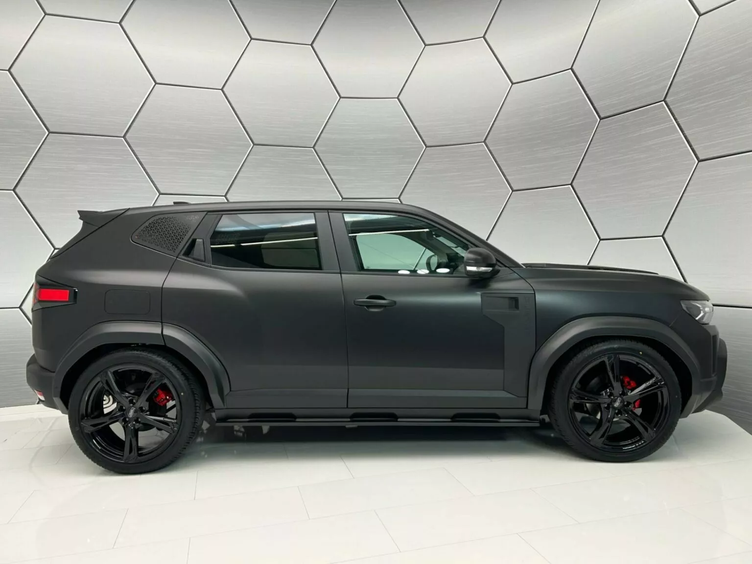 Dacia Duster RS - black film.