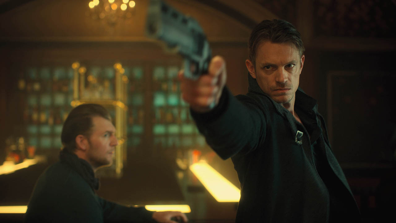 Altered-Carbon-4.jpg