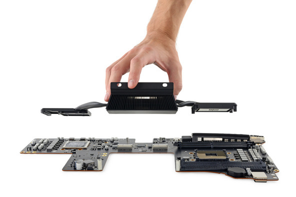 Apple iMac Pro 6.jpg