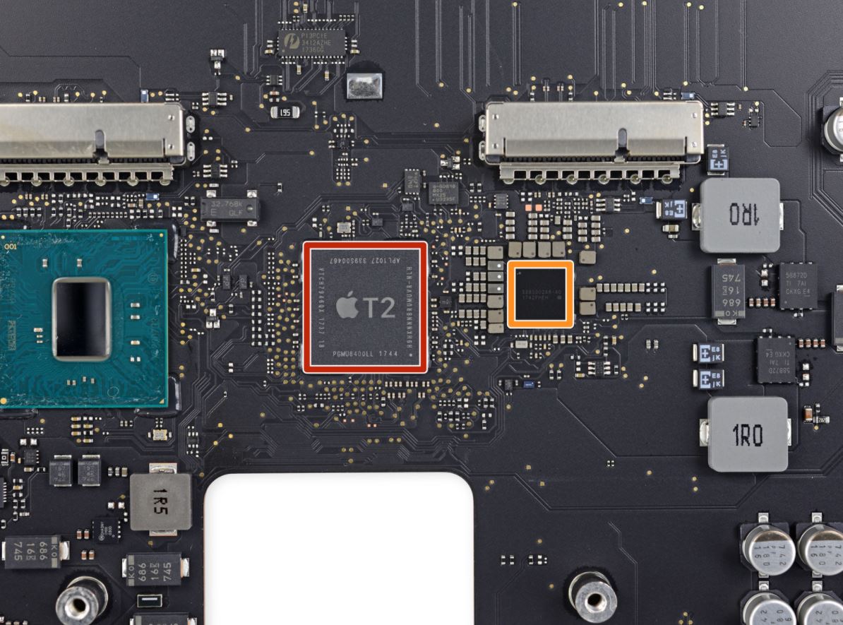 Apple iMac Pro 8.jpg
