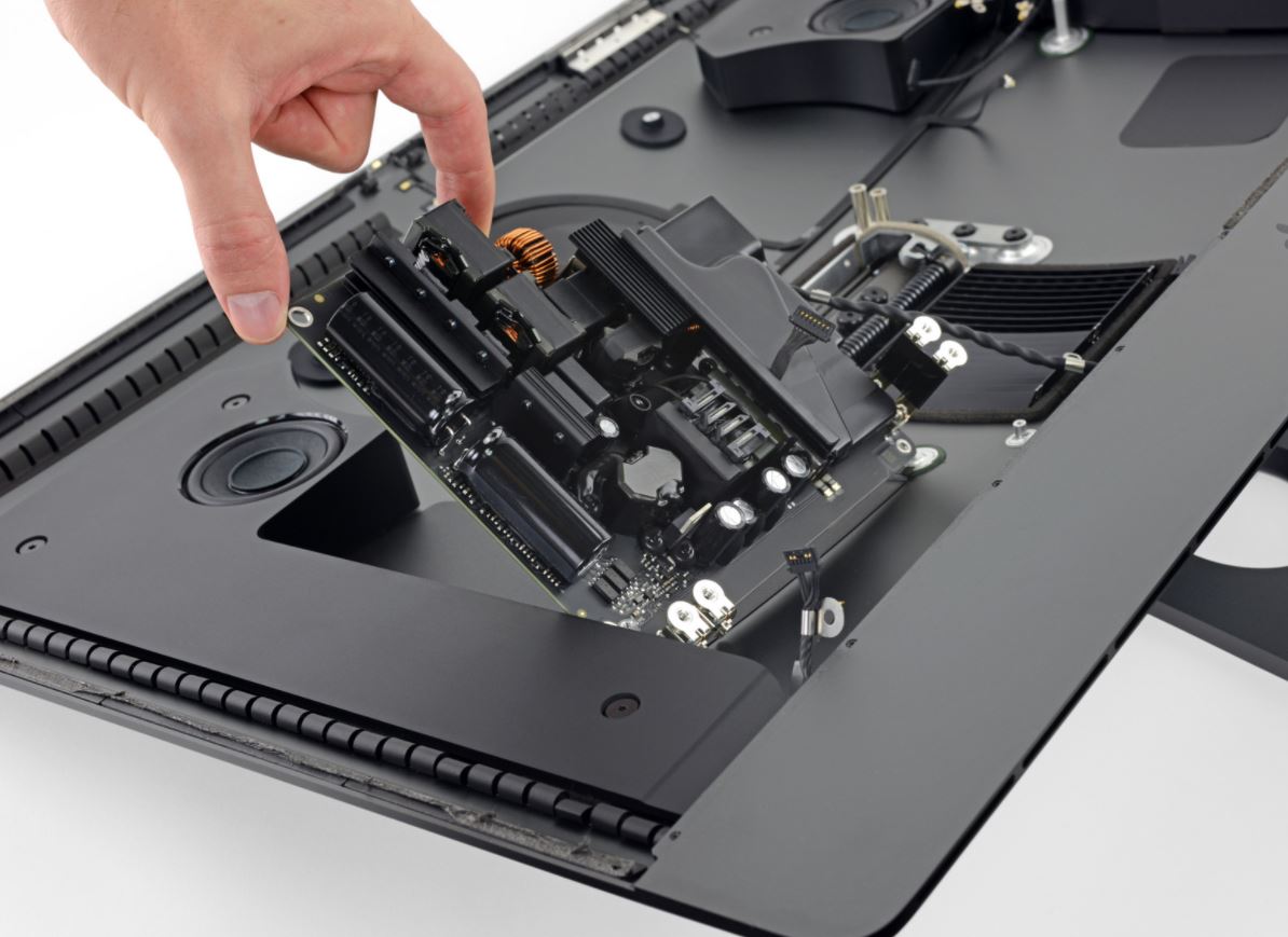 Apple iMac Pro 9.jpg