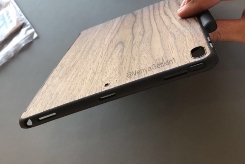 Apple iPad-.jpg
