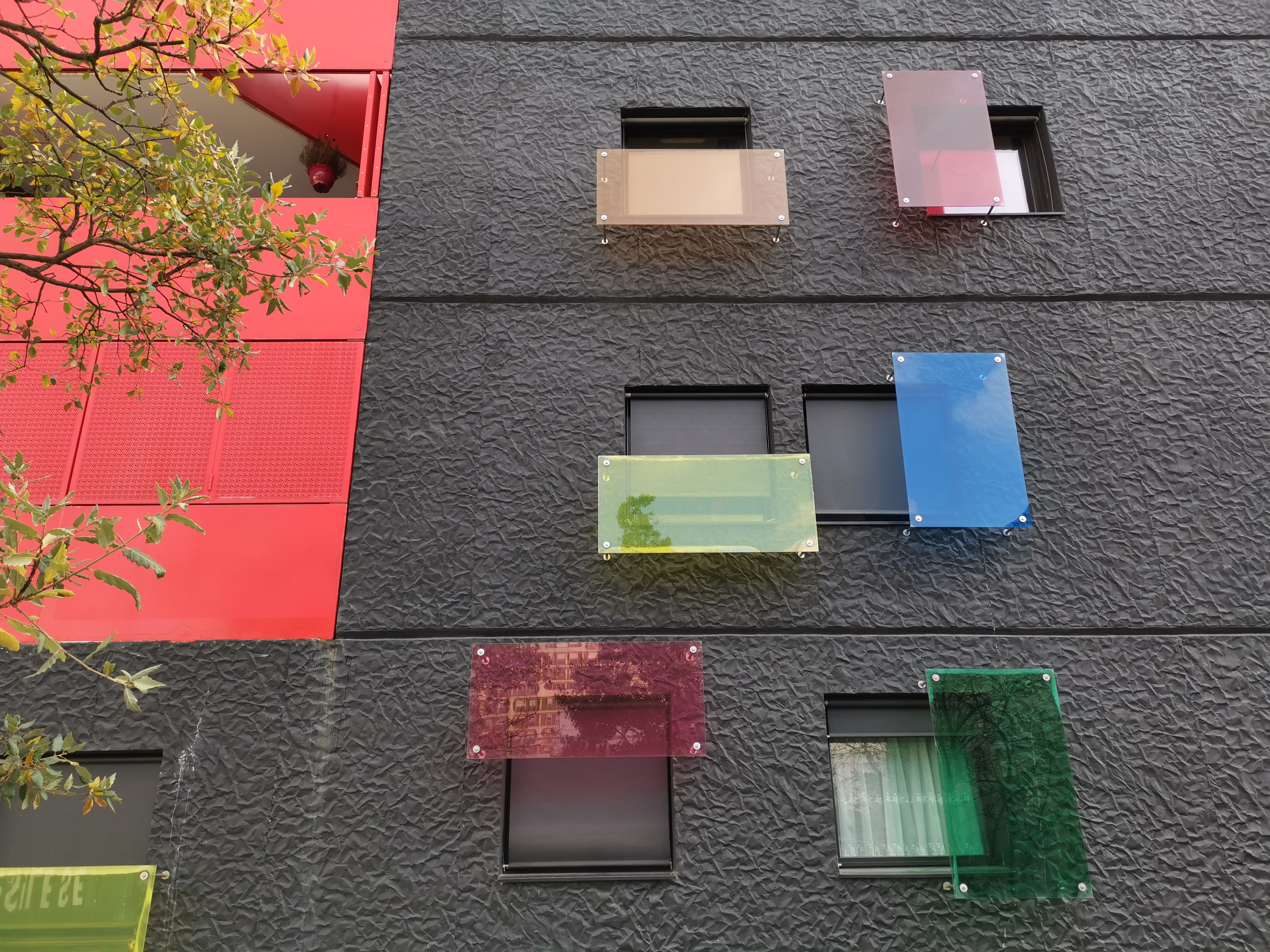 ColoredPannels_HuaweiMate20Pro_DxOMark_05-00.jpg