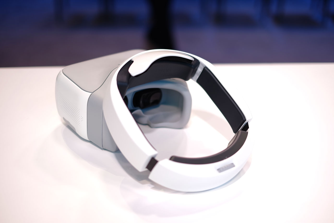DJI-FPV-Goggles.jpg