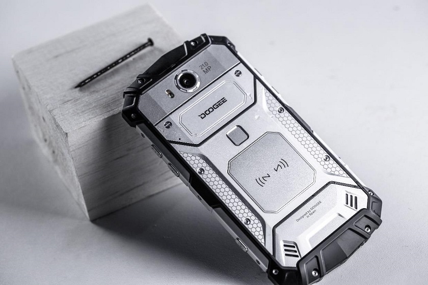 Главные фишки защищенного смартфона DOOGEE S60 DOOGEE S60.jpg
