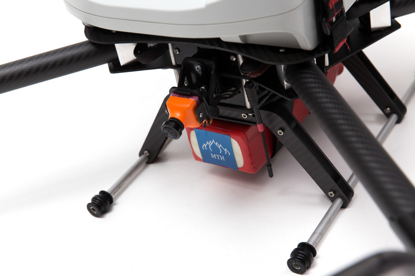 Defibrillator-carrying-drone-mti-russia-2.jpg