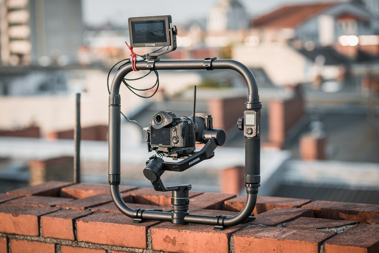 Fly Technology презентує стабілізатор FeiyuTech AK4500 для дзеркальних камер Fly Technology презентує стабілізатор FeiyuTech AK4500 для дзеркальних камер
