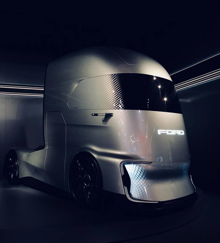 Ford F-Vision Future Truck 2.jpg