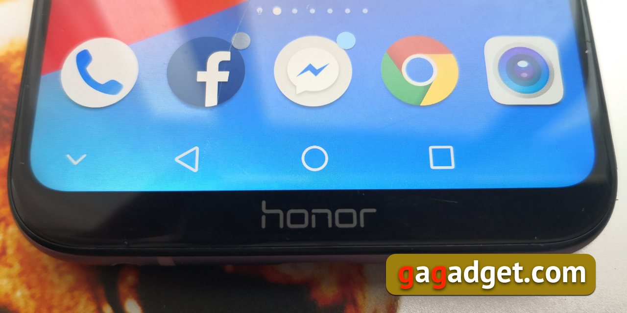 Honor_Play_09.jpg