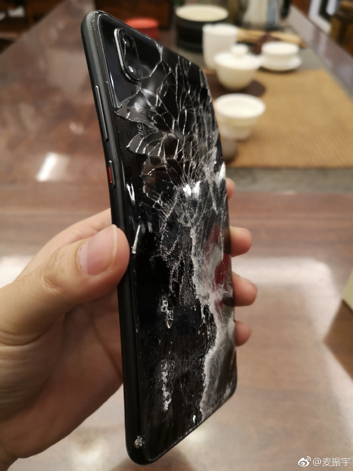 Huawei-P20-a.jpg