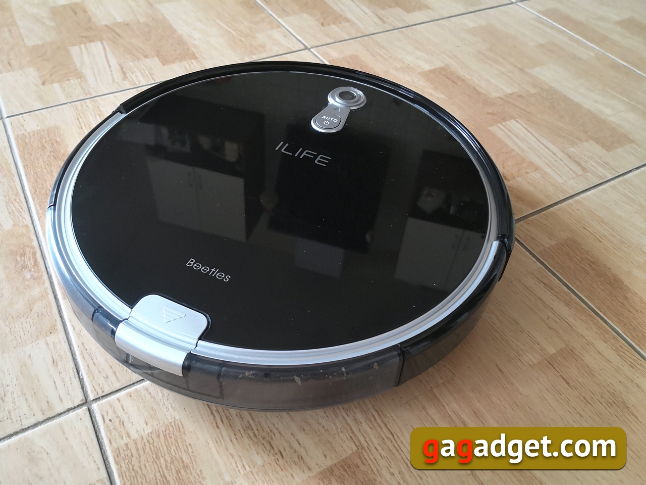 ILIFE-A8_01.jpg