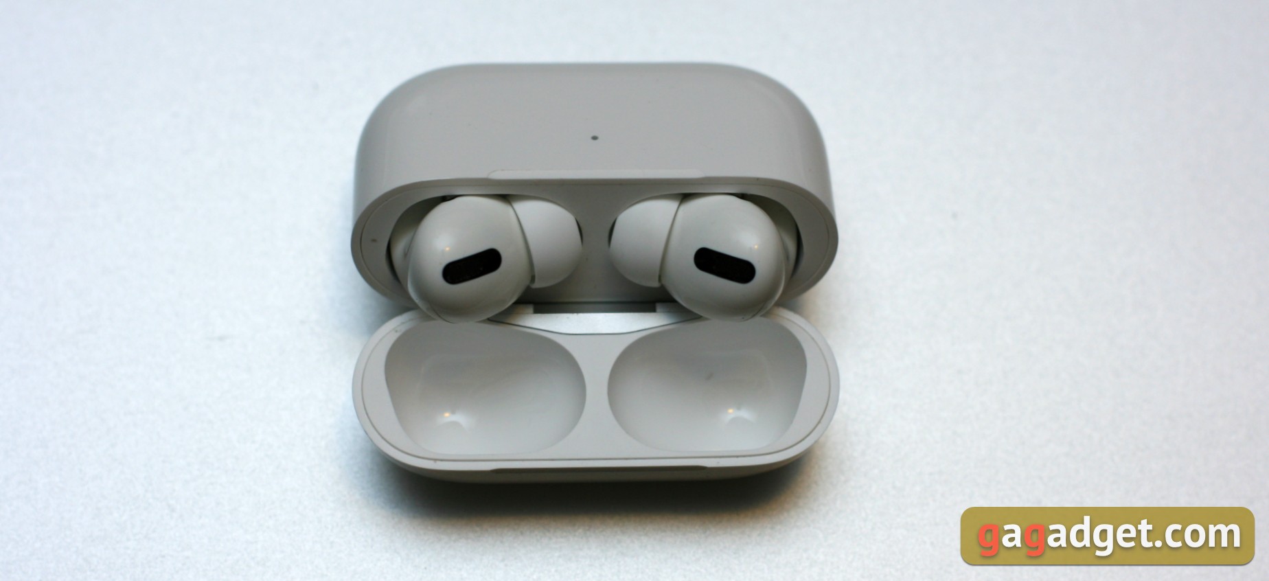 Огляд AirPods Pro: біла німотність-32