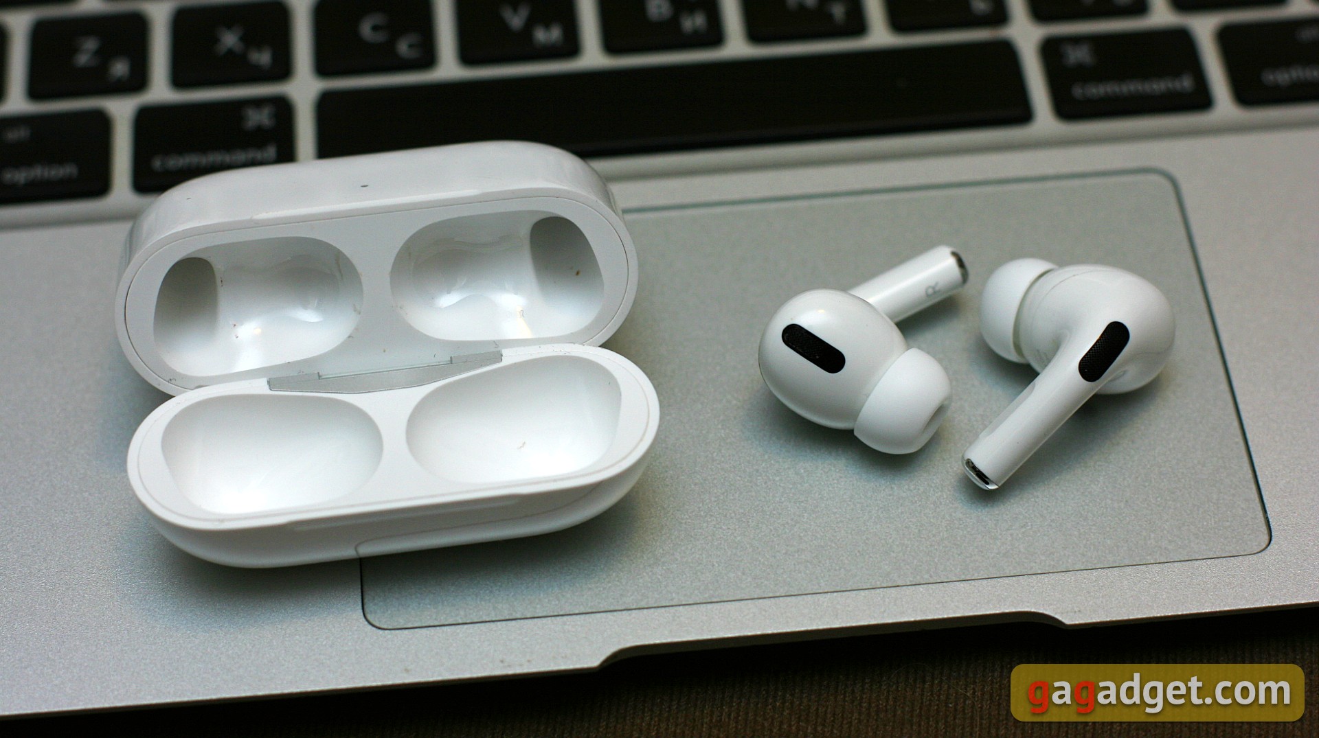 Обзор AirPods Pro: белое безмолвие