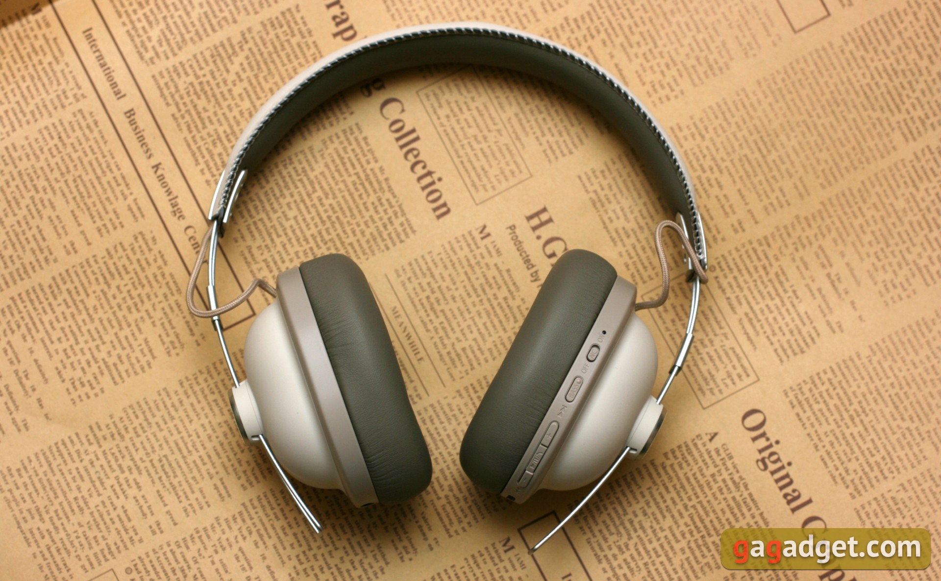 Огляд Panasonic RP-HTX90: ефектні ретро-навушники з шумозаглушенням