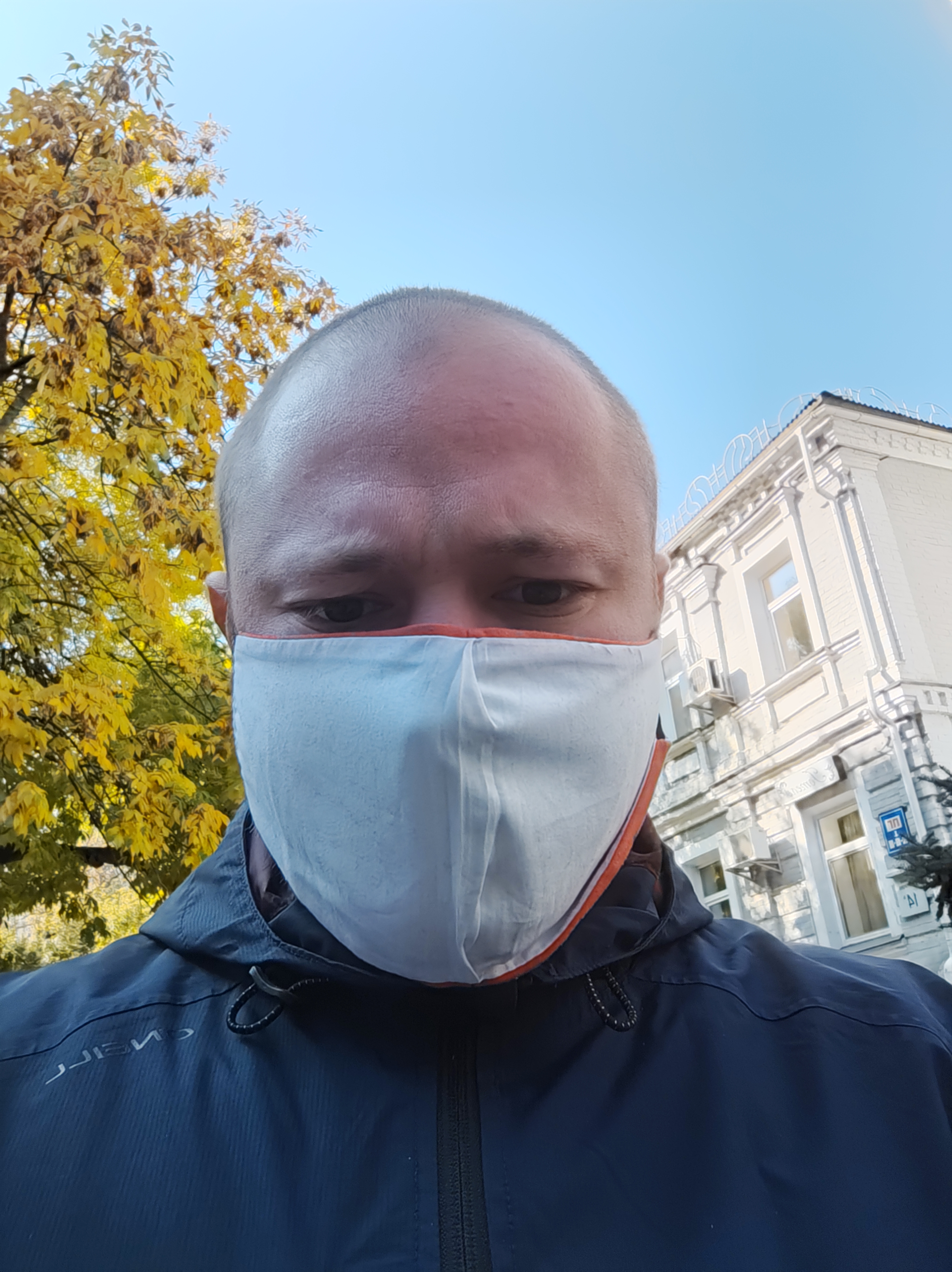 Xiaomi MIX 4 de mes propres yeux : une caméra frontale sous l'écran que l'on ne voit pas vraiment-6