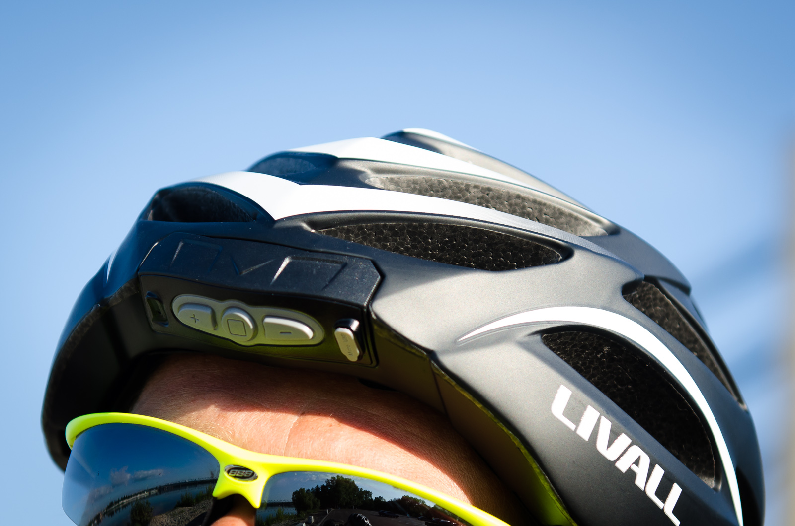 Livall_BH62_03.jpg