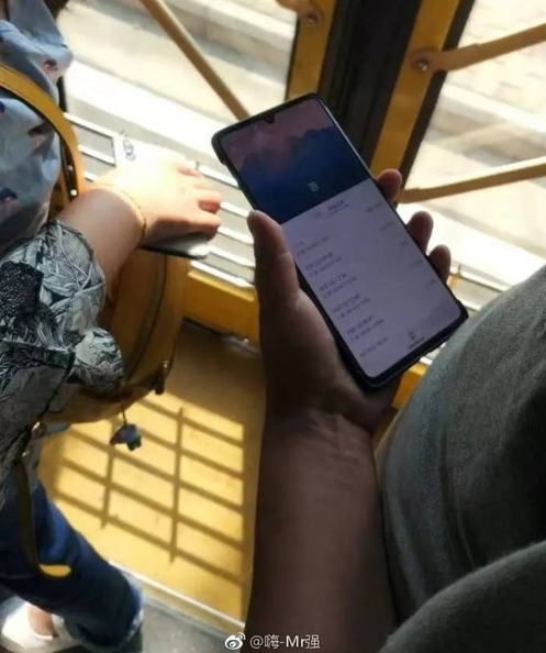Mate20X-spy-photos-leaked-1.jpg
