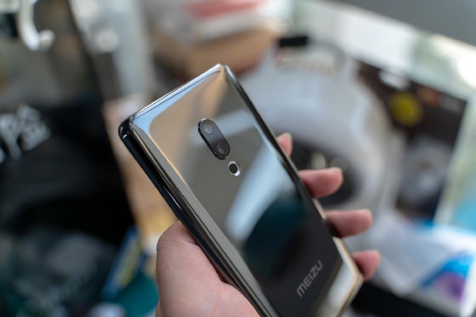 Meizu-Zero-on-Indiegogo-2.jpg