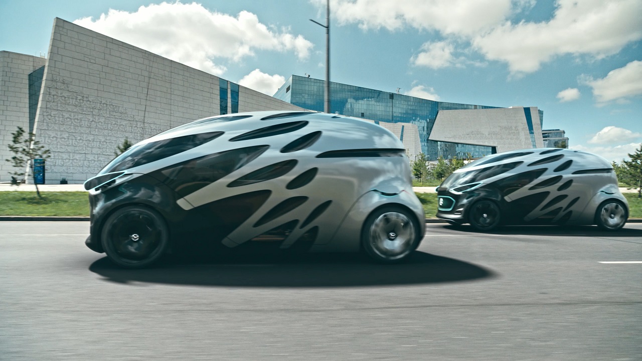 Mercedes-Benz Vision URBANETIC 1.jpg