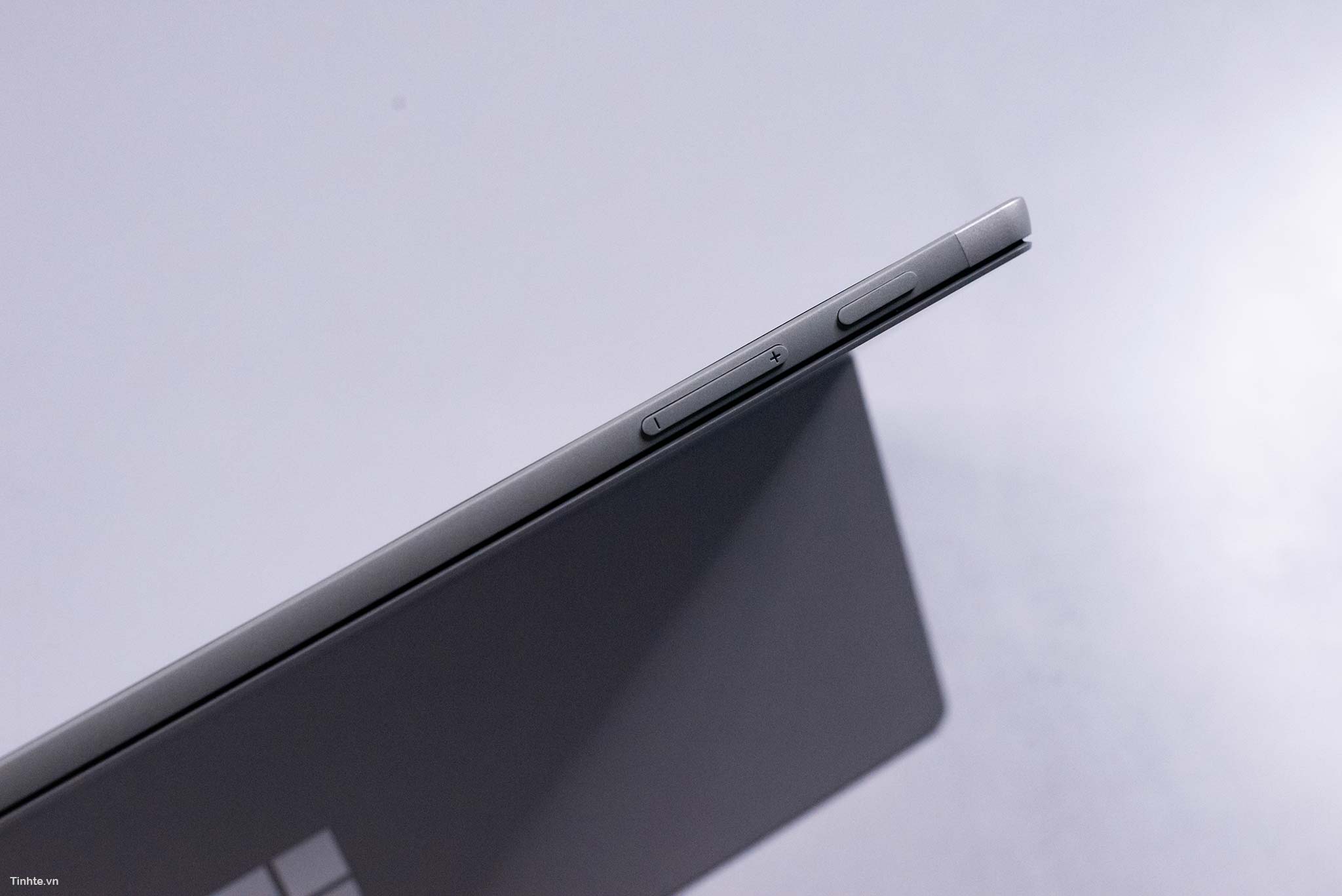 Microsoft-surface-pro-6-leak-vn-4.jpg