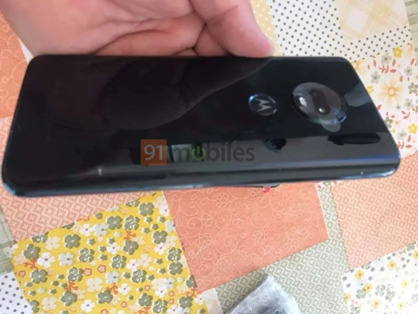 Moto-G7-live-photos-leaked-6.jpg
