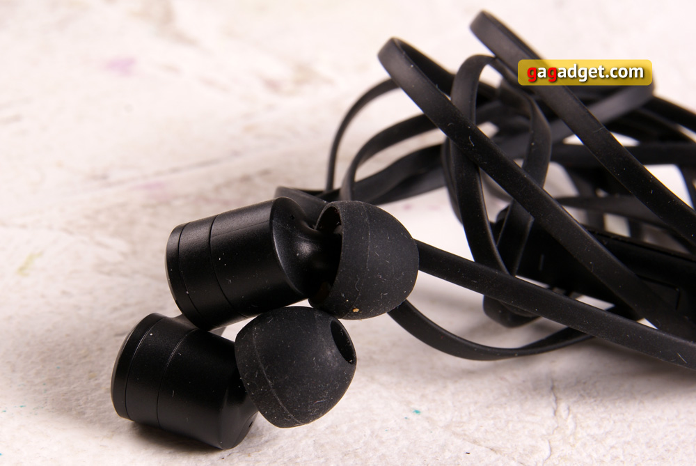 Neffos_X1_earphones.jpg