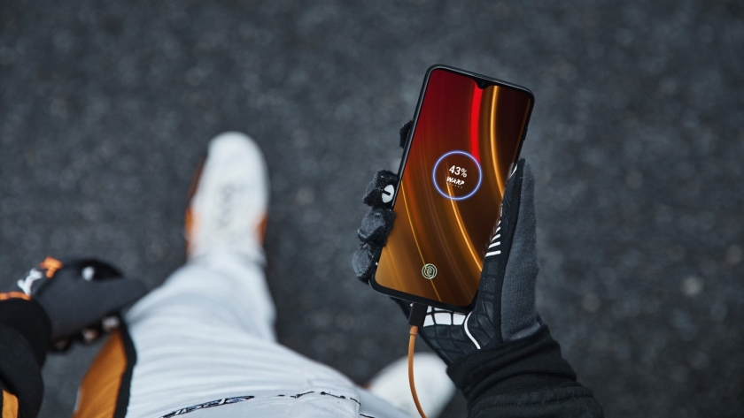 OnePlus-6T-McLaren-Edition-Launch-4.jpg