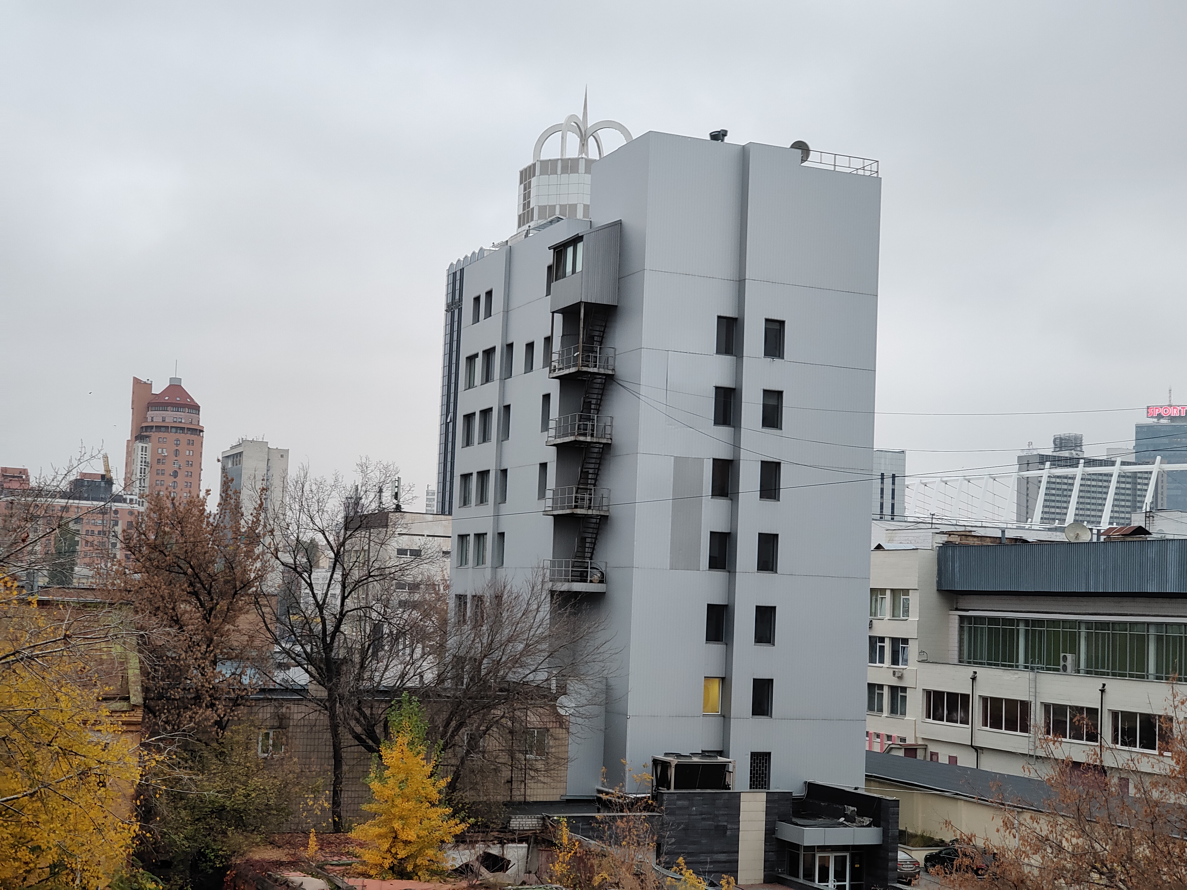 P81031-160438.jpg