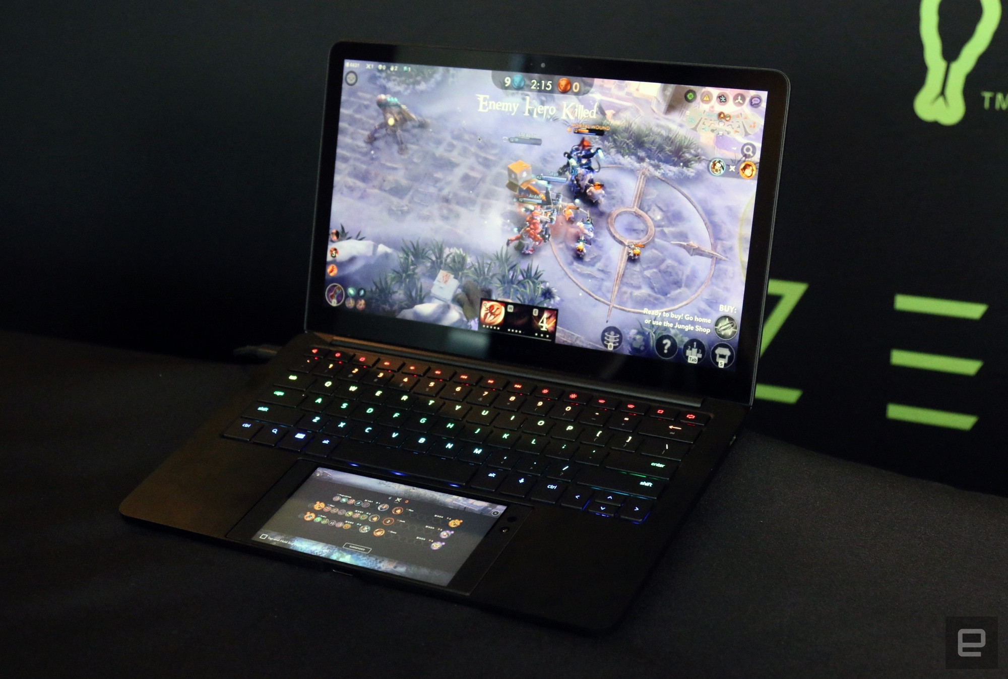 Razer-Project-Linda-engadget-1.jpg