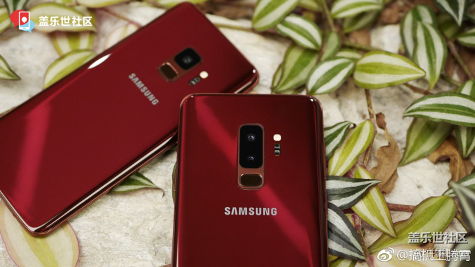S9-S9Plus-Red-3.jpg