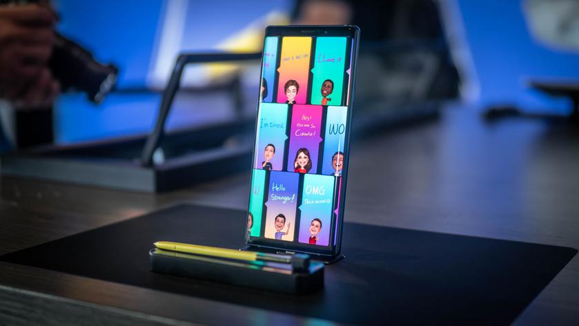 Samsung Galaxy Note 9 iPhone X OnePlus 6.jpg