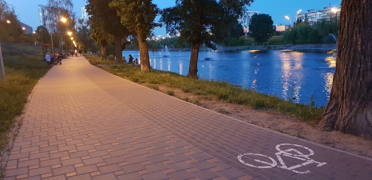 Samsung_Galaxy_S9_sample07.jpg